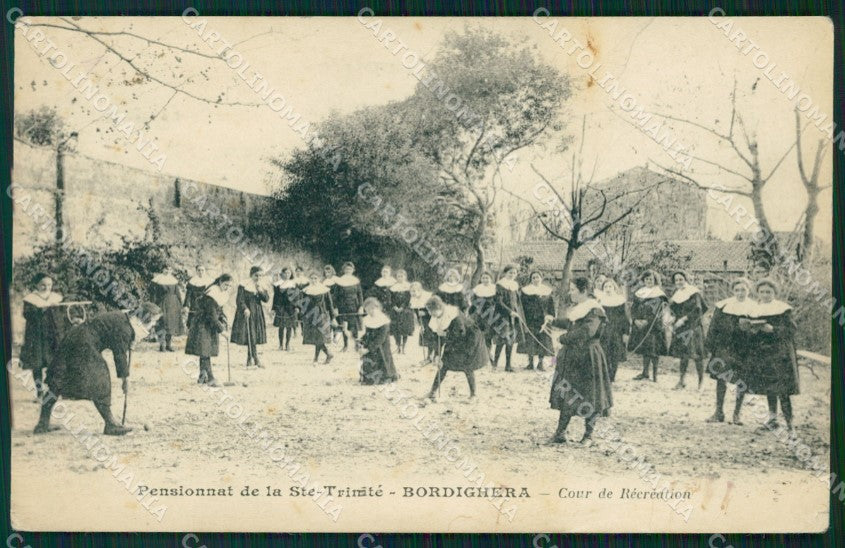 Imperia Bordighera Pensionato Della Saint Trinité cartolina QZ7543 – fronte