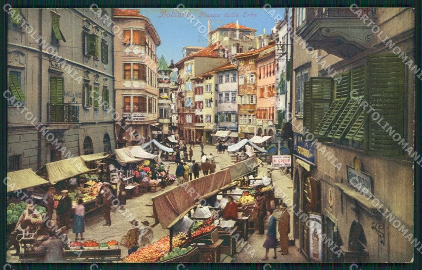 Bolzano Città Piazza Erbe Mercato PIEGA cartolina QZ8003 – fronte