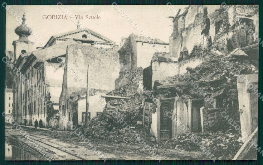 Gorizia Città Rovine Guerra cartolina QZ9818 – fronte