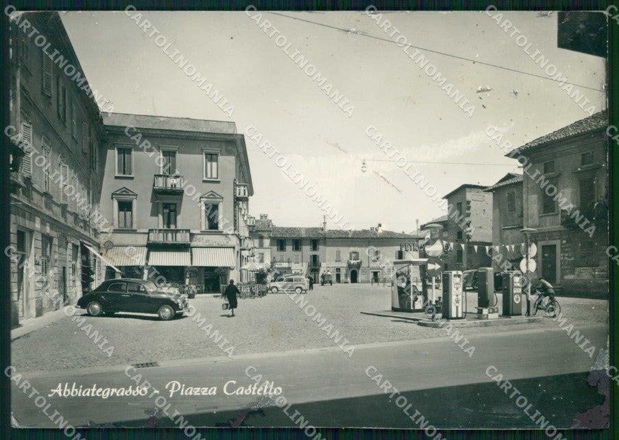 Milano Abbiategrasso Piazza Castello Benzinaio PIEGHE FG Foto cartolina RB5684 – fronte