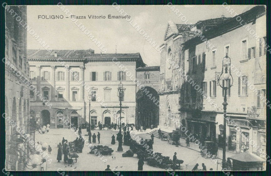 Perugia Foligno Piazza Vittorio Emanuele cartolina RB7745 – fronte