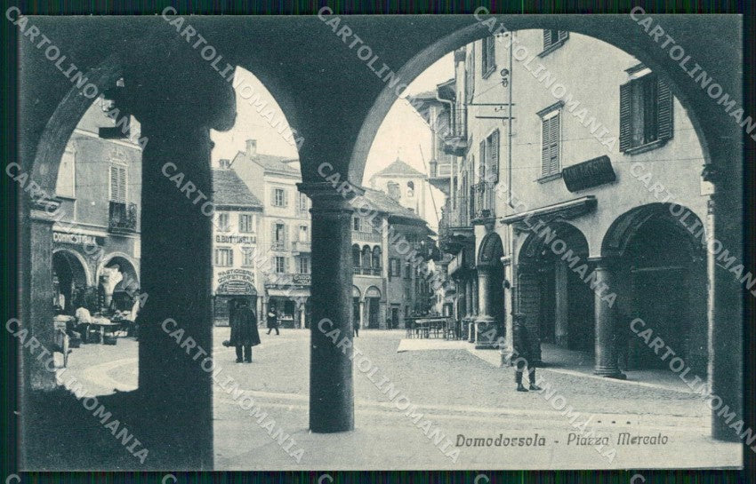 Verbania Domodossola Piazza Mercato cartolina RB7990 – fronte