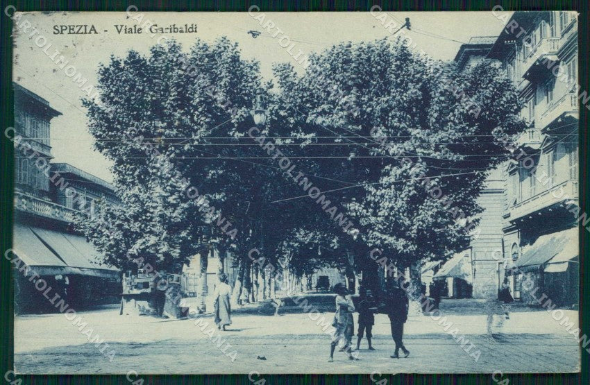 La Spezia Città Viale Garibaldi cartolina RB8641 – fronte