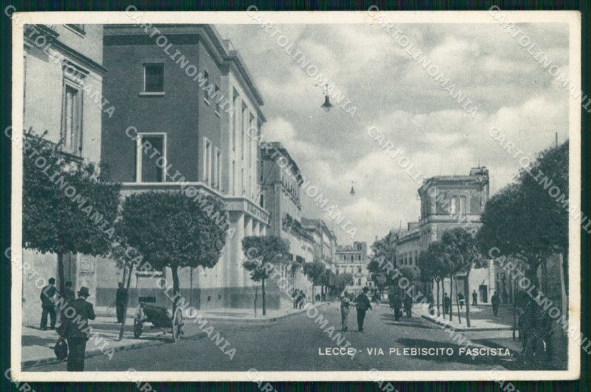 Lecce Città Via Plebiscito Fascista cartolina RB8655 – fronte