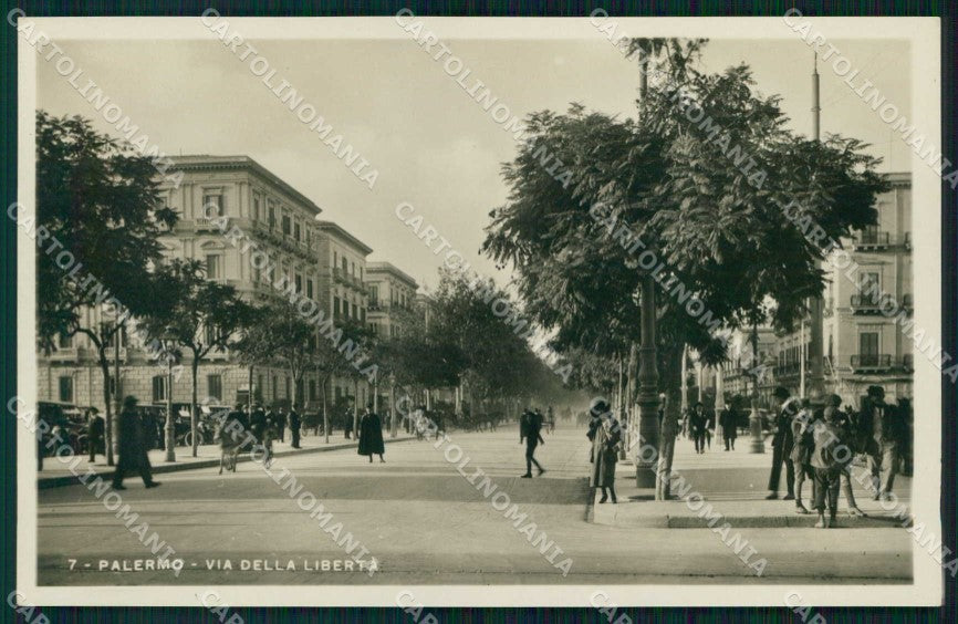 Palermo Città Viale della Libertà Foto cartolina RB9720 – fronte