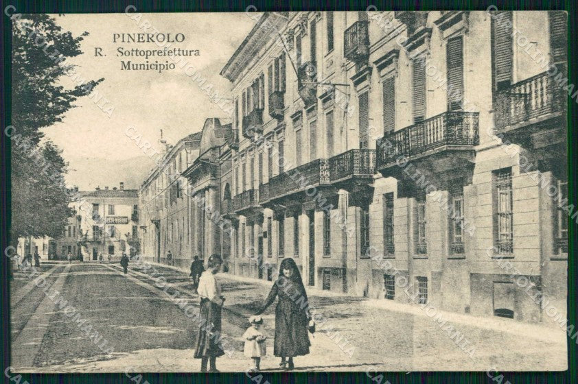 Torino Pinerolo Sottoprefettura Municipio cartolina RB9823 – fronte
