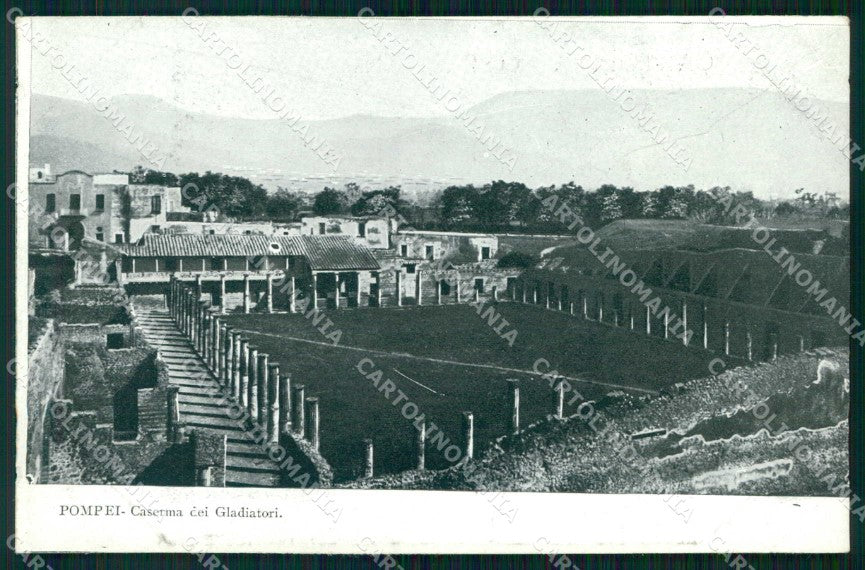 Napoli Pompei Caserma dei Gladiatori cartolina RB9914 – fronte