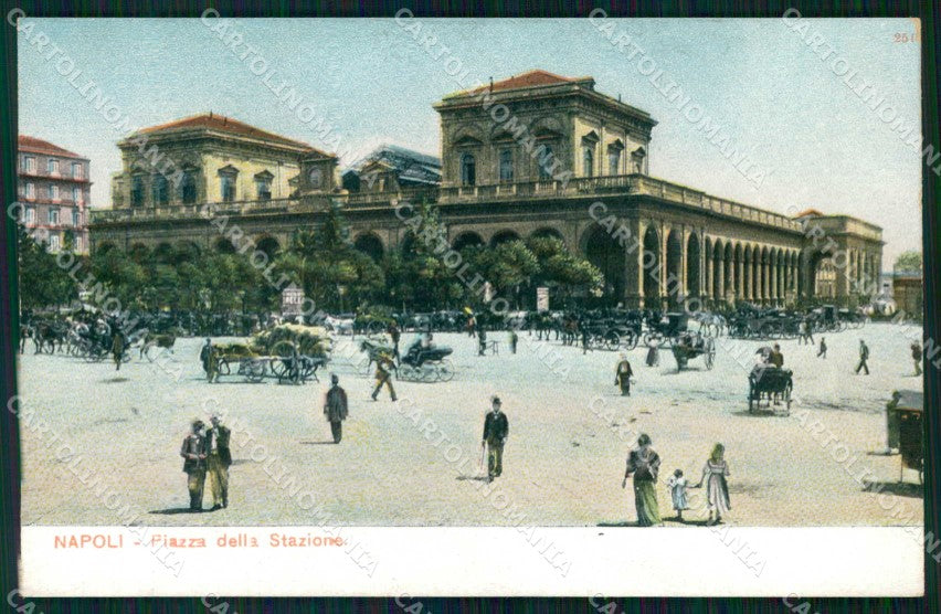 Napoli Città Piazza della Stazione cartolina RT2532 – fronte