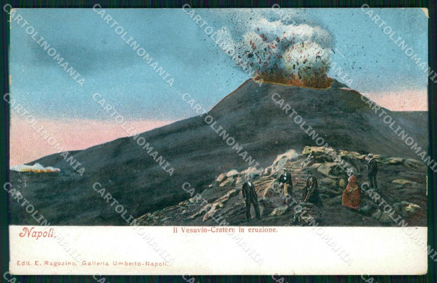 Napoli Città Vesuvio Cratere in Eruzione cartolina RT2626 – fronte