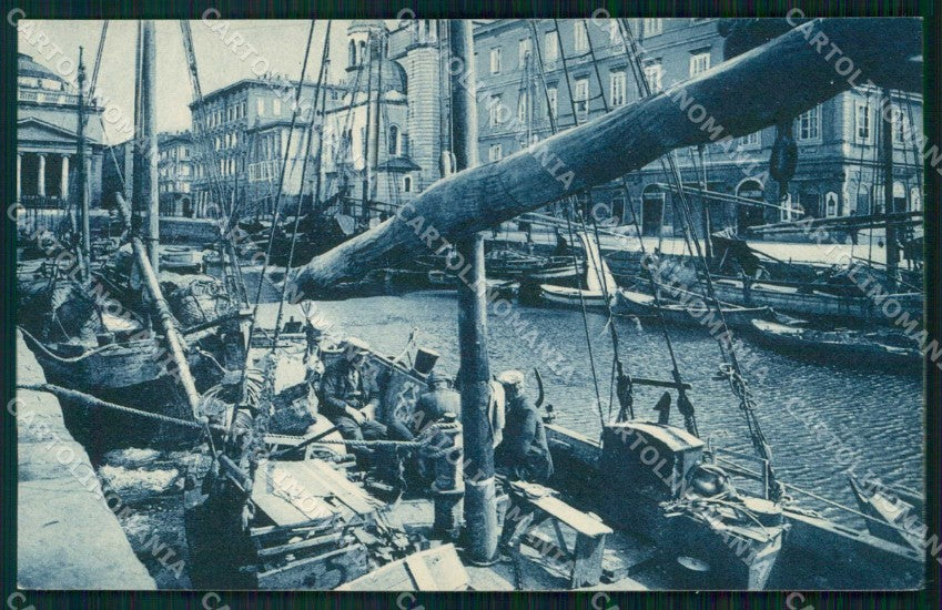 Trieste Città Canal Grande Barche cartolina RT4630 – fronte