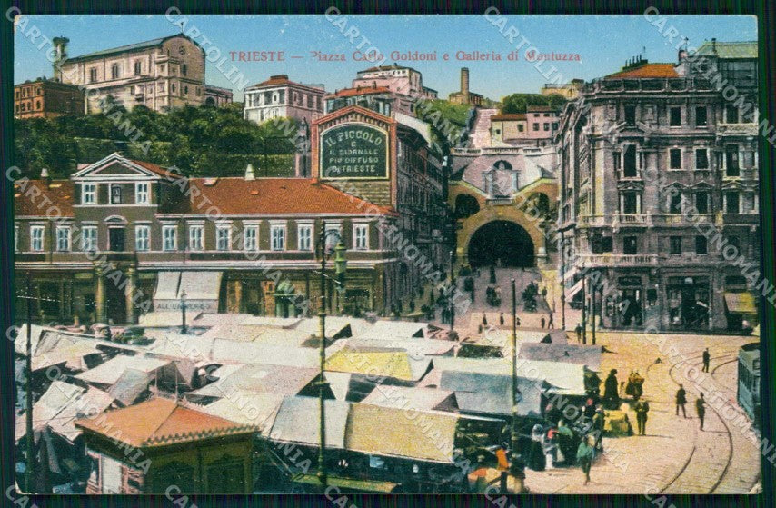 Trieste Città Piazza Goldoni Tram Mercato Galleria di Montuzza cartolina RT4930 – fronte