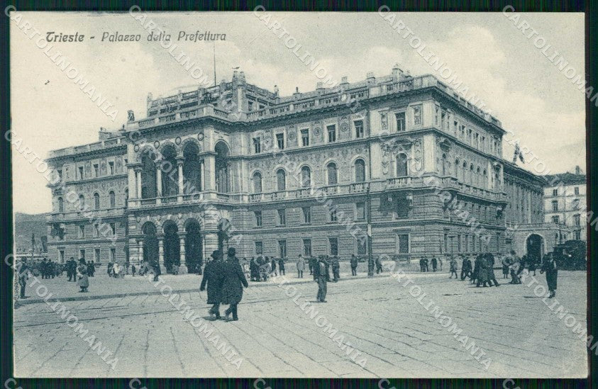 Trieste Città Palazzo della Prefettura cartolina RT5038 – fronte