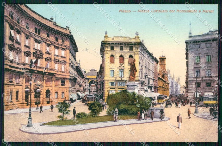Milano Città Piazza Cordusio Tram Monumento a Parini cartolina RT5491 – fronte
