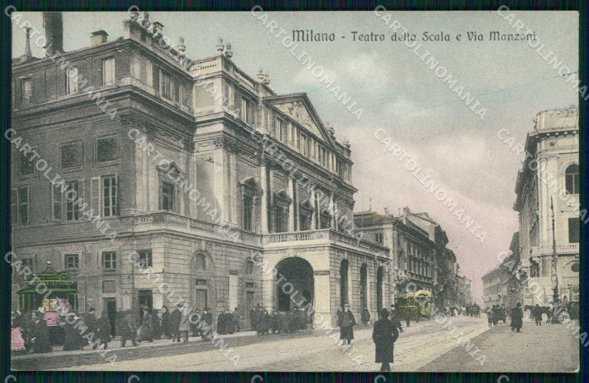 Milano Città Teatro della Scala Via Manzoni Tram cartolina RT5627 – fronte