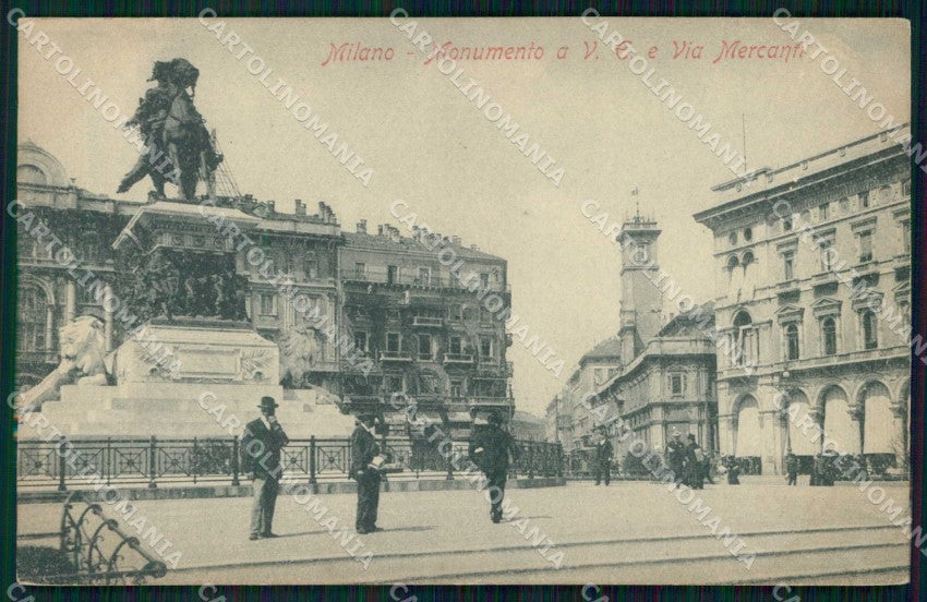 Milano Città Monumento Vittorio Emanuele Via Mercanti cartolina RT5768 – fronte