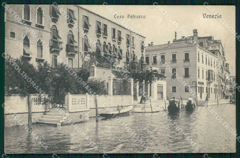 Venezia Città Casa Petrarca Barche cartolina RT7431 – fronte