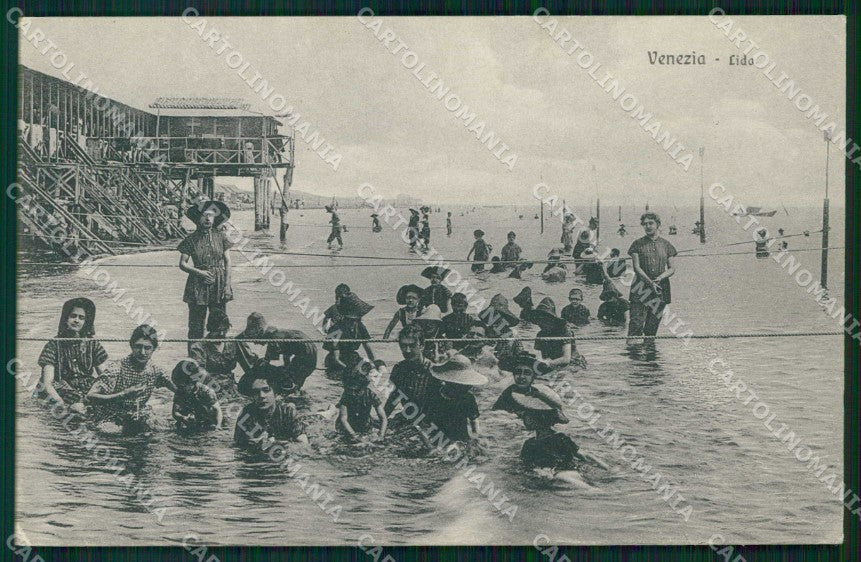 Venezia Città Lido di Spiaggia Bagnanti cartolina RT8298 – fronte