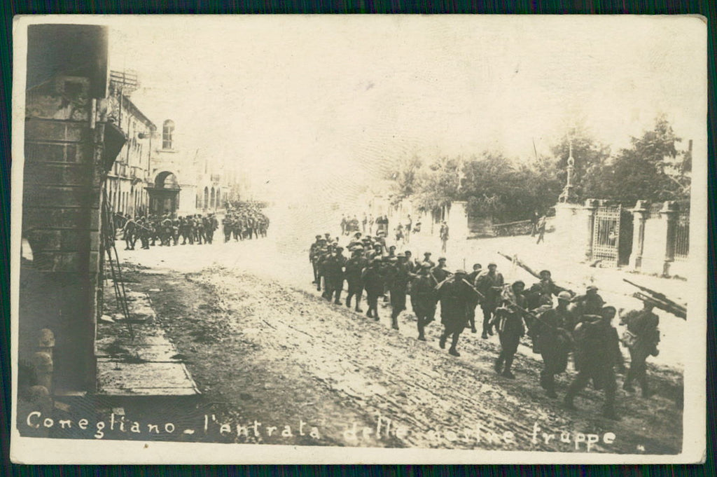 Treviso Conegliano Veneto l'entrata delle truppe Militari Foto cartolina TC0276 – fronte