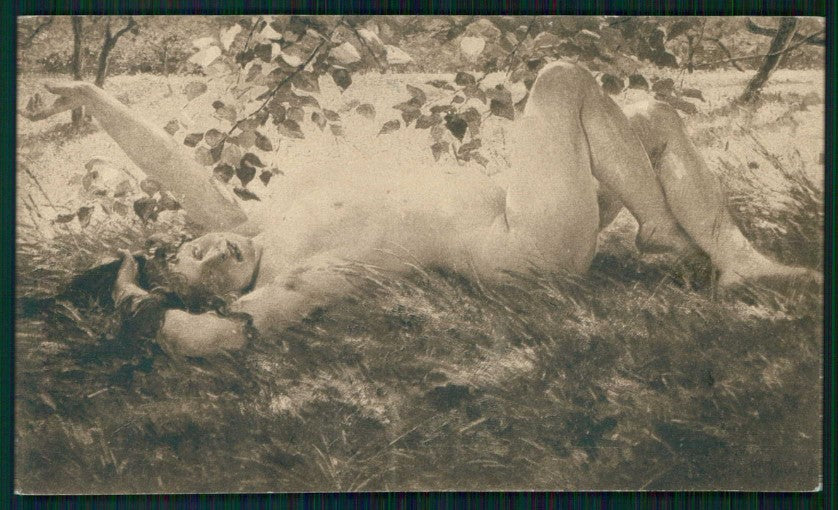 Artist Signed Risque Nude Lady TRIMMED postcard TC5265 – fronte