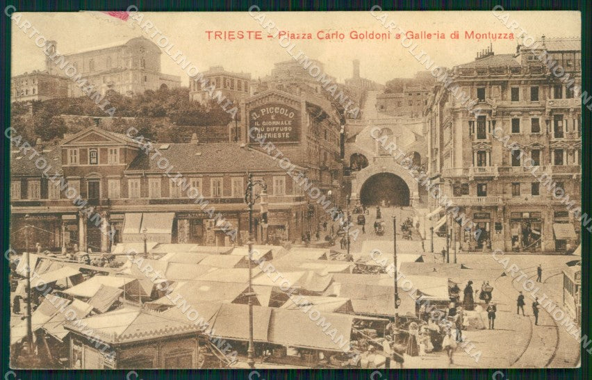 Trieste Città Piazza Carlo Goldoni Mercato SCOLLATA cartolina VK1689 – fronte