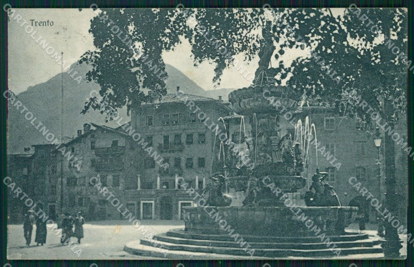 Trento Città Fontana PIEGA cartolina VK1873 – fronte