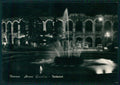 Verona Città Arena Fontana Auto Foto FG cartolina VK2479 – fronte