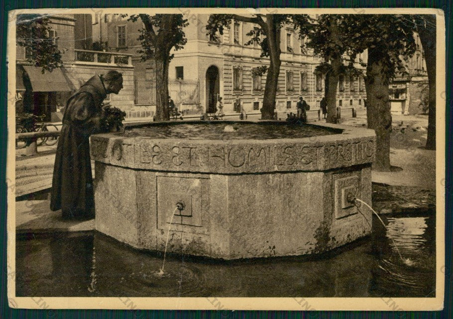 Milano Città Fontana San Francesco PIEGHINA FG cartolina VK2545 – fronte