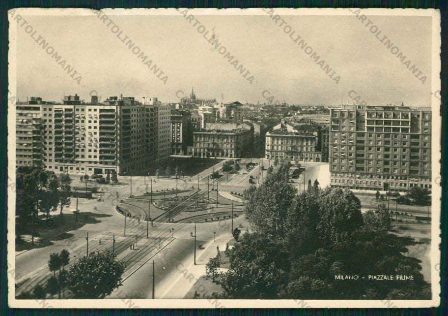 Milano Città Piazza Fiume PIEGHE Foto FG cartolina VK2552 – fronte