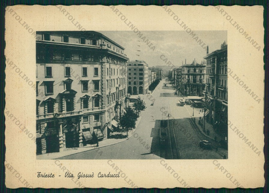 Trieste Città Via Giosuè Carducci PIEGHINE FG cartolina VK2604 – fronte