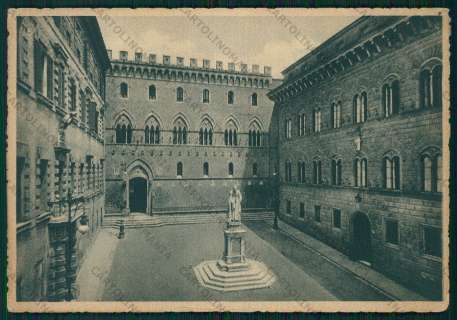 Siena Città Piazza Salimbeni PIEGHINE FG cartolina VK3113 – fronte