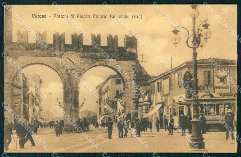 Verona città Portoni di Piazza Vittorio Emanuele Tram cartolina VK4500 – fronte