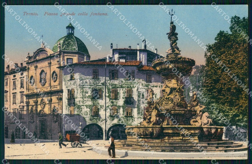 Trento città Piazza Grande Fontana cartolina VK4616 – fronte