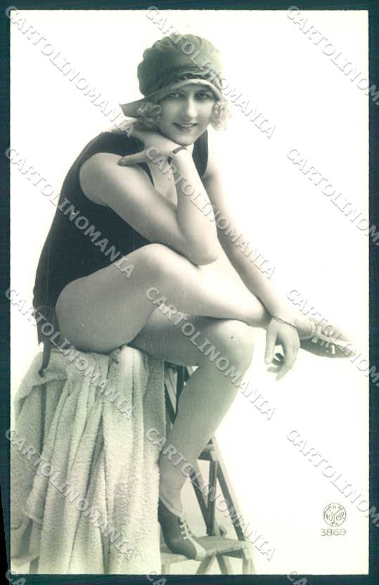 Real Photo Bathing Beauty Noyer serie 3869 RPPC postcard VK9647 – fronte