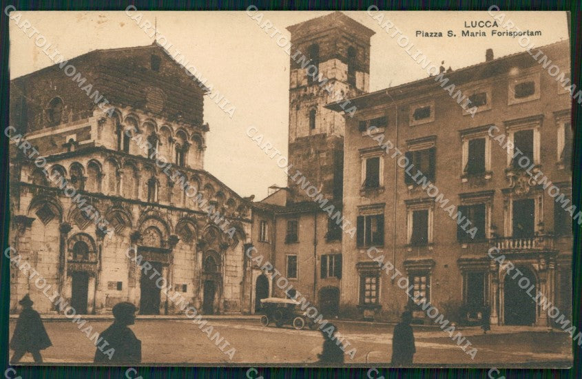 Lucca Città Piazza Santa Maria Auto cartolina WX1106 – fronte