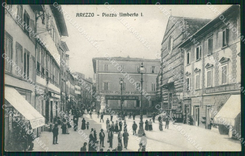 Arezzo Città Piazza Umberto I STRAPPINO cartolina WX1369 – fronte