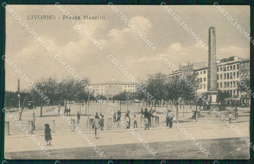 Livorno Città Piazza Mazzini PIEGHE cartolina WX1492 – fronte