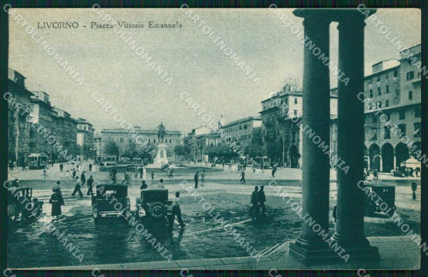 Livorno Città Piazza Vittorio Emunuele Auto cartolina WX1668 – fronte