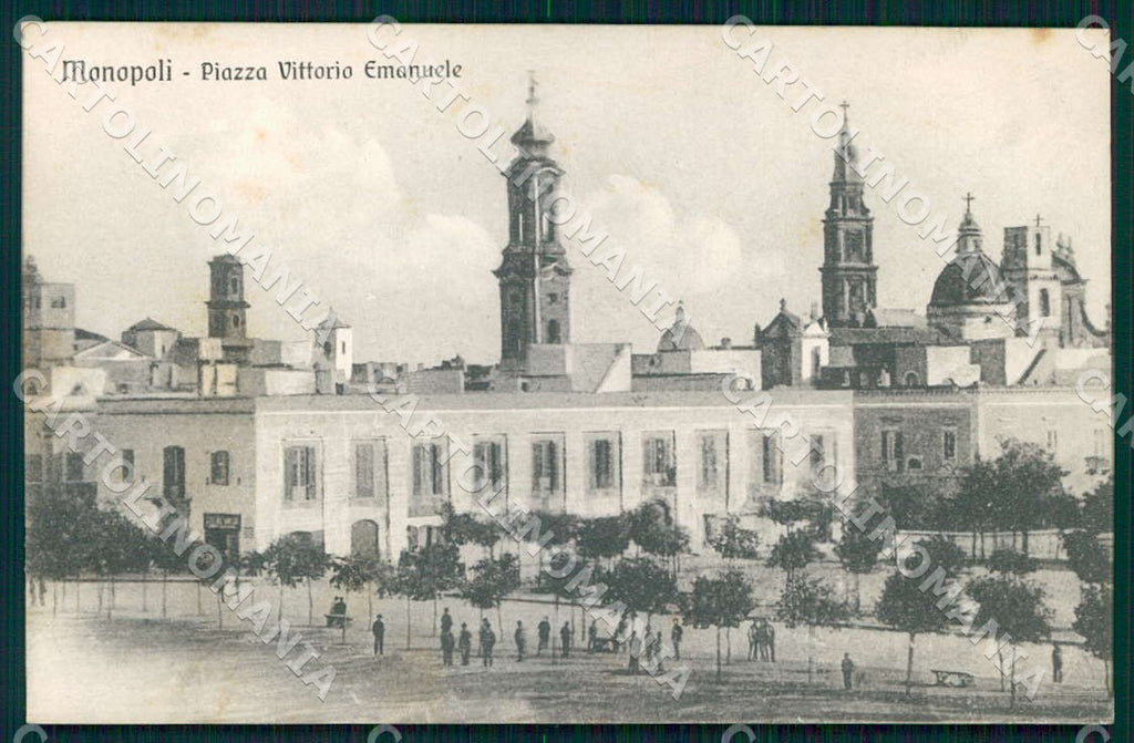 Bari Monopoli Piazza Vittorio Emanuele cartolina WX7219 – fronte