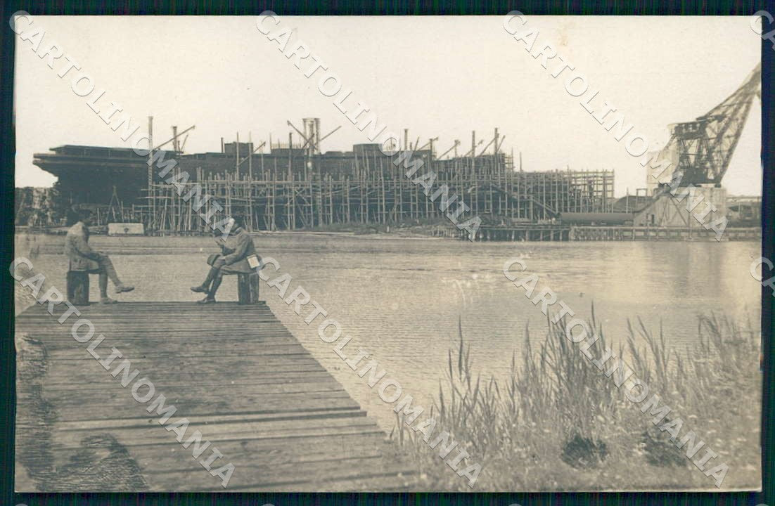 Gorizia Monfalcone Cantieri Navali Foto cartolina WX7295 – fronte
