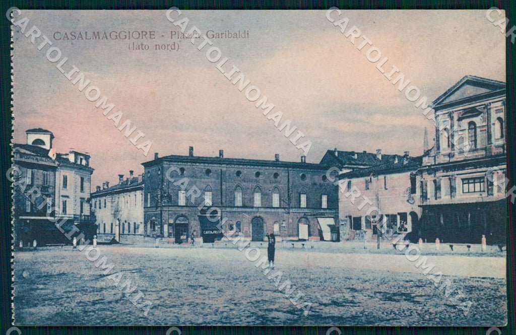 Cremona Casalmaggiore Piazza Garibaldi cartolina WX7364 – fronte