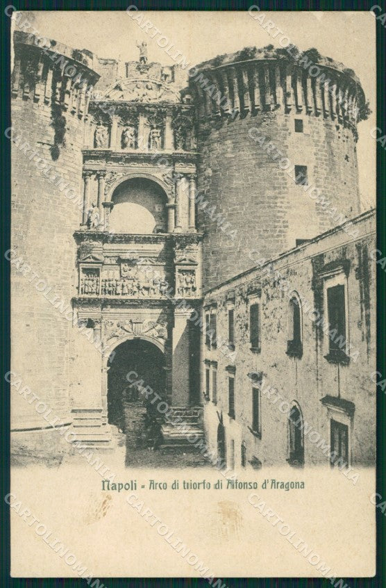Napoli Città Arco di Trionfo cartolina XB4372 – fronte
