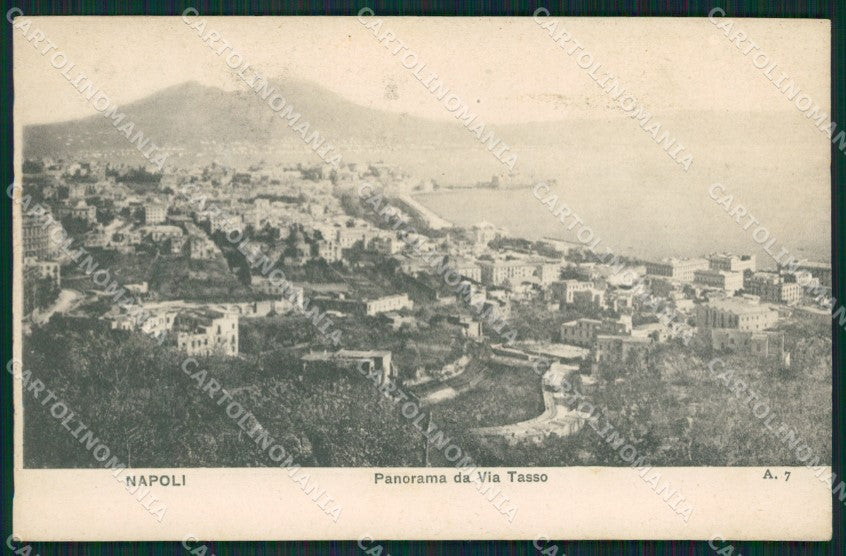 Napoli Città cartolina XB4443 – fronte