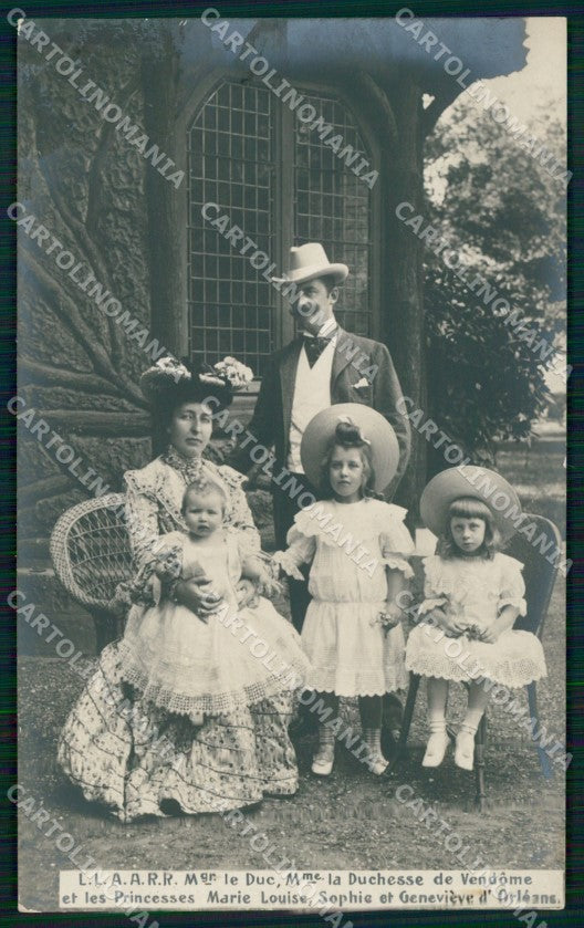 Reali Royalty Duchesse de Vendome e les Princesses Photo cartolina XB7370 – fronte