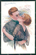 Militari Spotti Coppia Bacio Kissing Couple PIEGATA cartolina postcard XF8702 – fronte