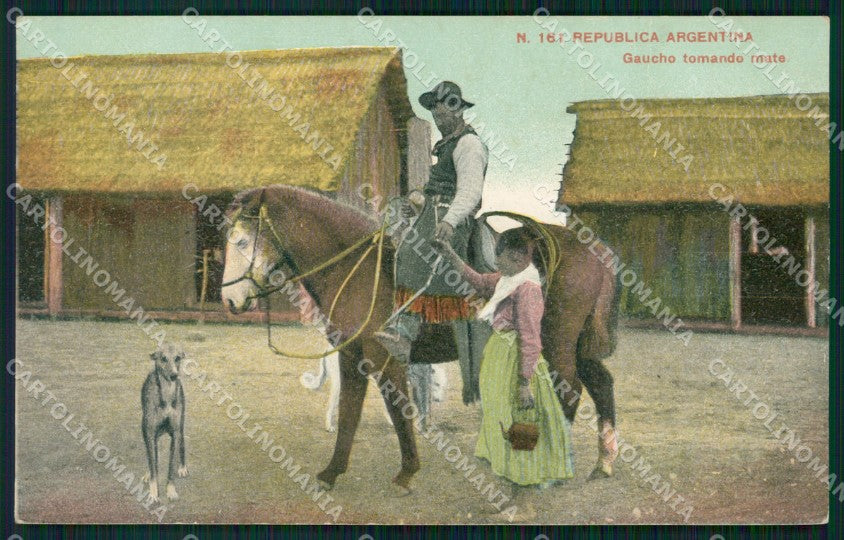 Argentina Types Ethnic Gaucho Tomando Mate Dog Galgo postcard XP1644 – fronte