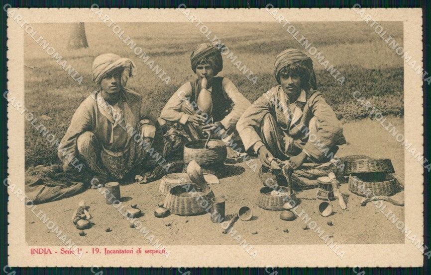 India Ethnic Types Snake Charmer postcard XP3467 – fronte