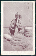 India Ethnic Types Snake Charmer CREASED postcard XP3472 – fronte