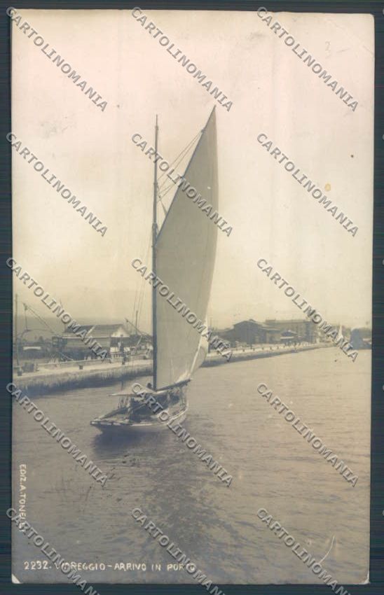 Lucca Viareggio Foto PIEGA cartolina ZB5479 – fronte