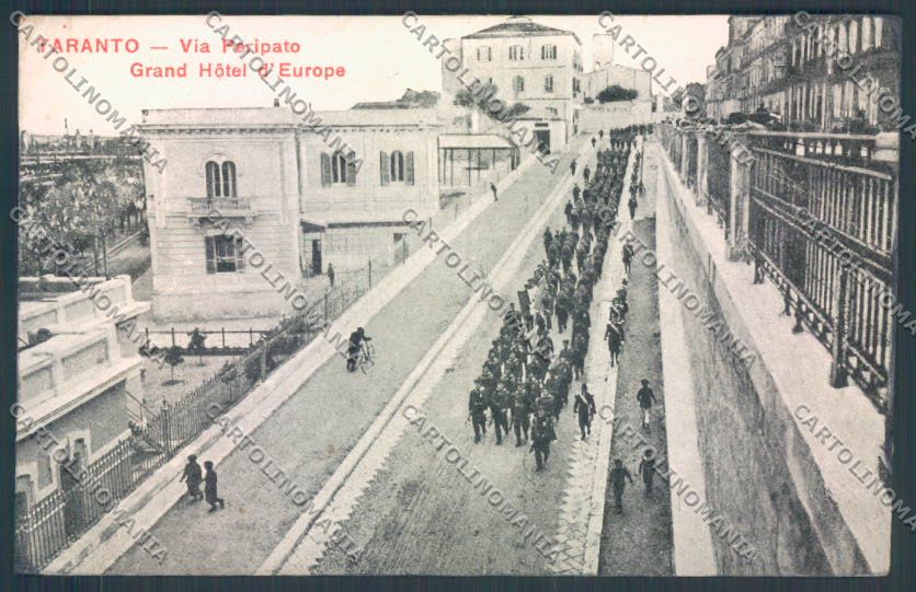 Taranto Città Militari PIEGA cartolina ZB6569 – fronte