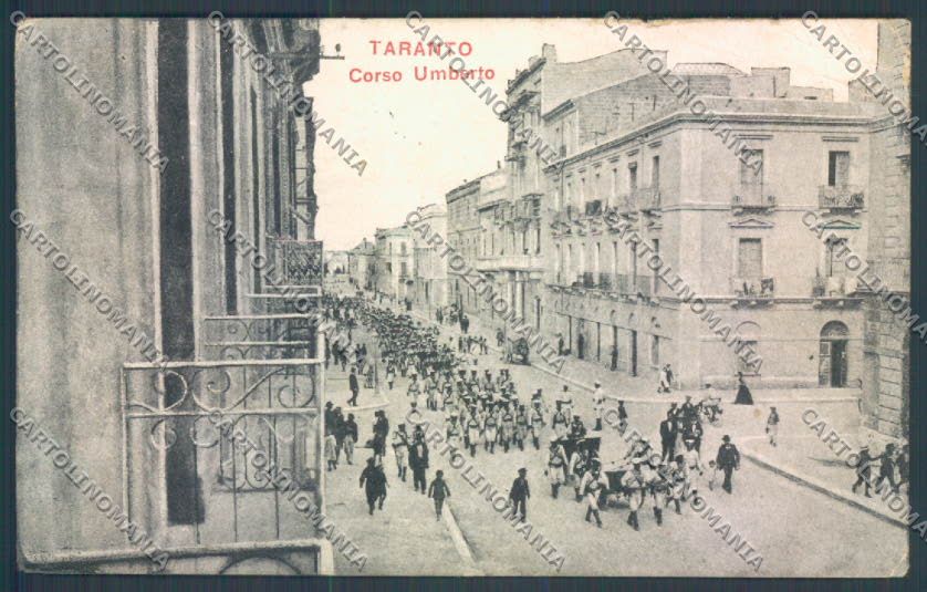 Taranto Città Militari PIEGHE cartolina ZB6767 – fronte